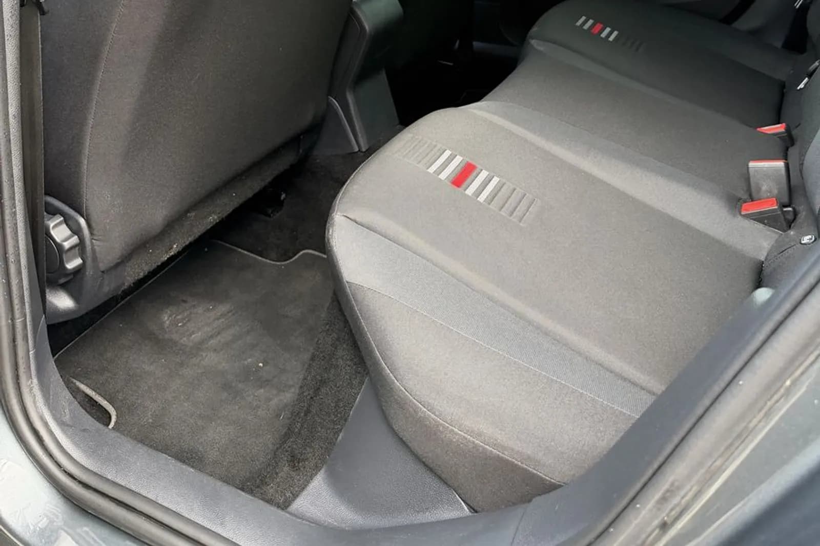 SEAT Arona – foto 6