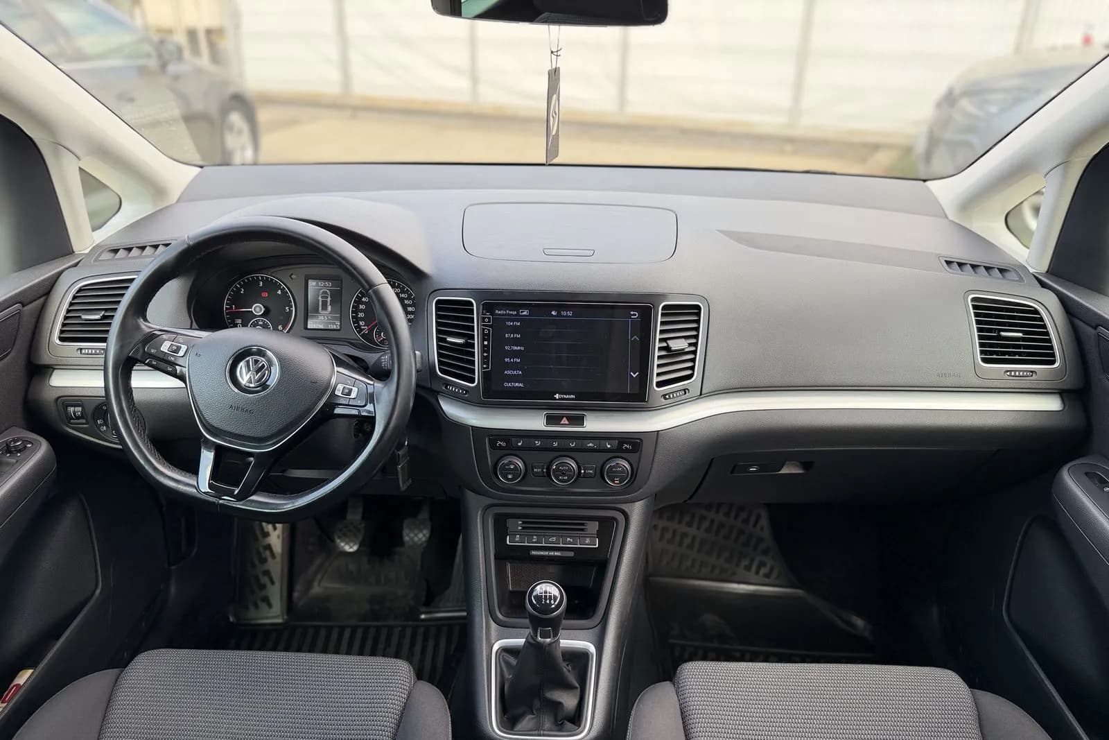 Volkswagen Sharan – foto 5