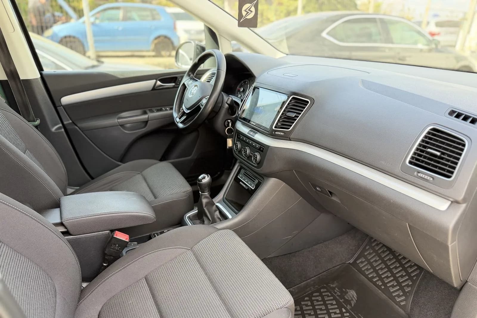 Volkswagen Sharan – foto 6