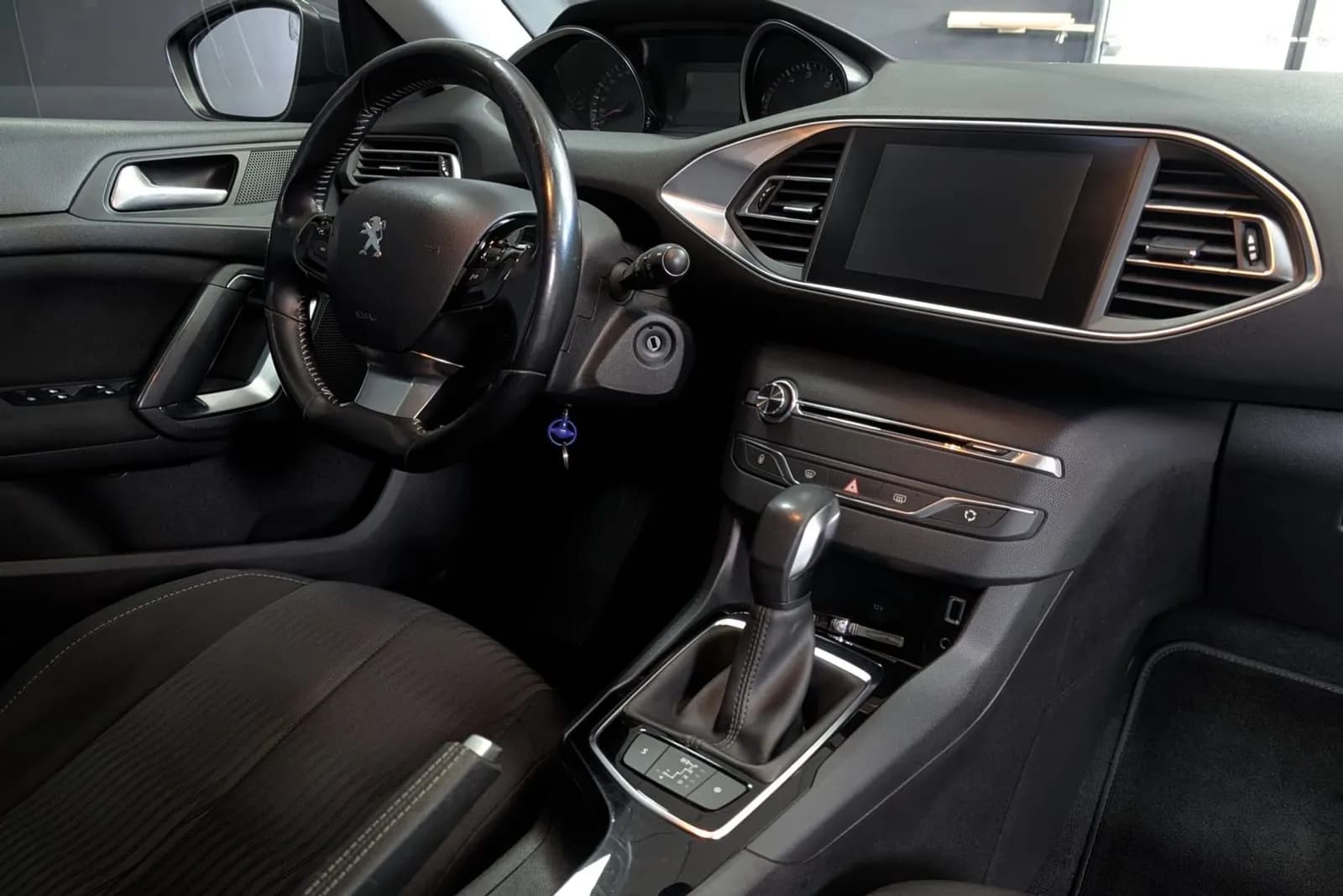 Peugeot 308 – foto 7